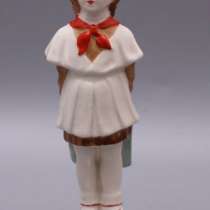 Статуэтка "Школьница", Мффз, в Москве