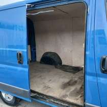 Пежо боксер, в Москве