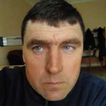 Олег, 52 года, хочет пообщаться, в г.Луганск