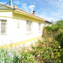 2-х комн. квартира с гаражом и участком, в Симферополе