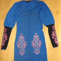 Яркое весеннее платье с красивым орнаментом, в г.Луцк