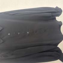 Черная рубашка с объемными рукавами, в Домодедове