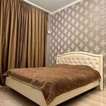 Двуспальная кровать, в Санкт-Петербурге