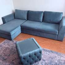 Угловой диван с пуфом-столом, в Балашихе