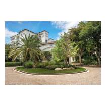 Роскошная квартира в Авентуре в ЖК Mediterranean Village, в г.Aventura