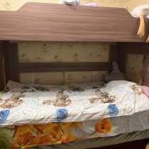 Продаю кровать, двухъярусная. Торг. Саморазбор, самовывоз, в Великом Новгороде