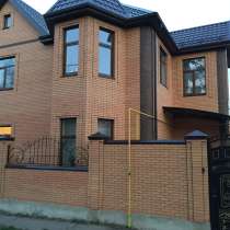 Продаю двухэтажный дом в Октябрьском районе, в Ставрополе