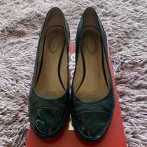 Обувь, в Санкт-Петербурге