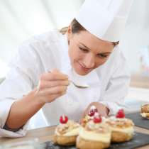 Шеф-кондитер (работа в онлайн проекте, частичная занятость), в Москве