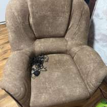 Кресло, в Ростове-на-Дону