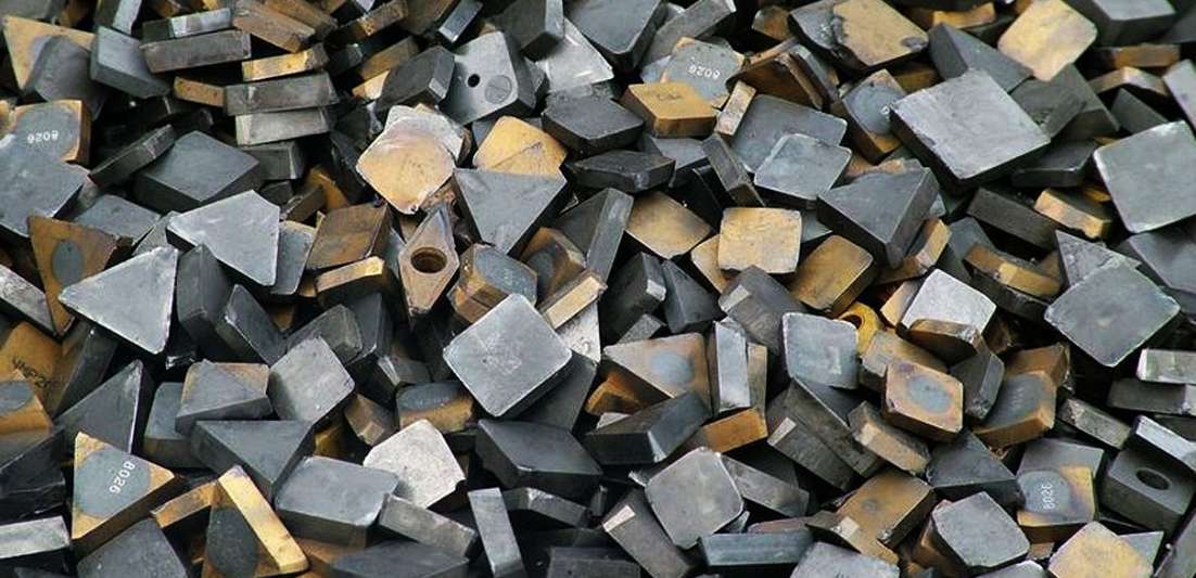 Лом быстрореза р6м5, р18. Быстрорез р6м5, р18, р9, р9к5, р12, р3м3. Лом инструментальных сталей. Быстрорежущая сталь р6м5. Быстрорез р18.