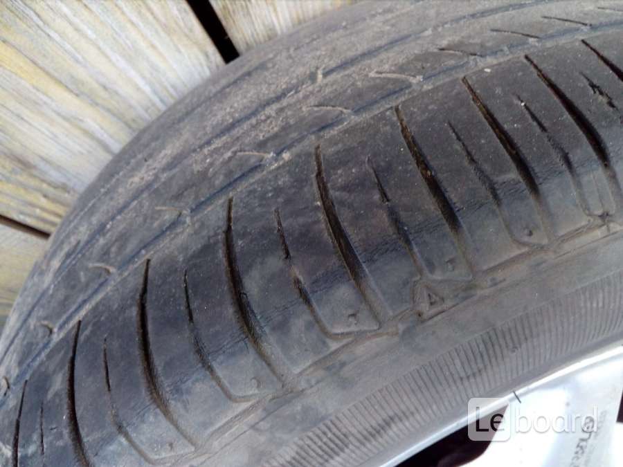 шины б/у. 14. резина зимняя якохама 185/65 r15. Dunlop 185/65/14. резина вид 201.